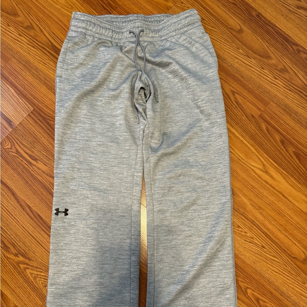 Grey Under Armour Sweatpants. Size medium.